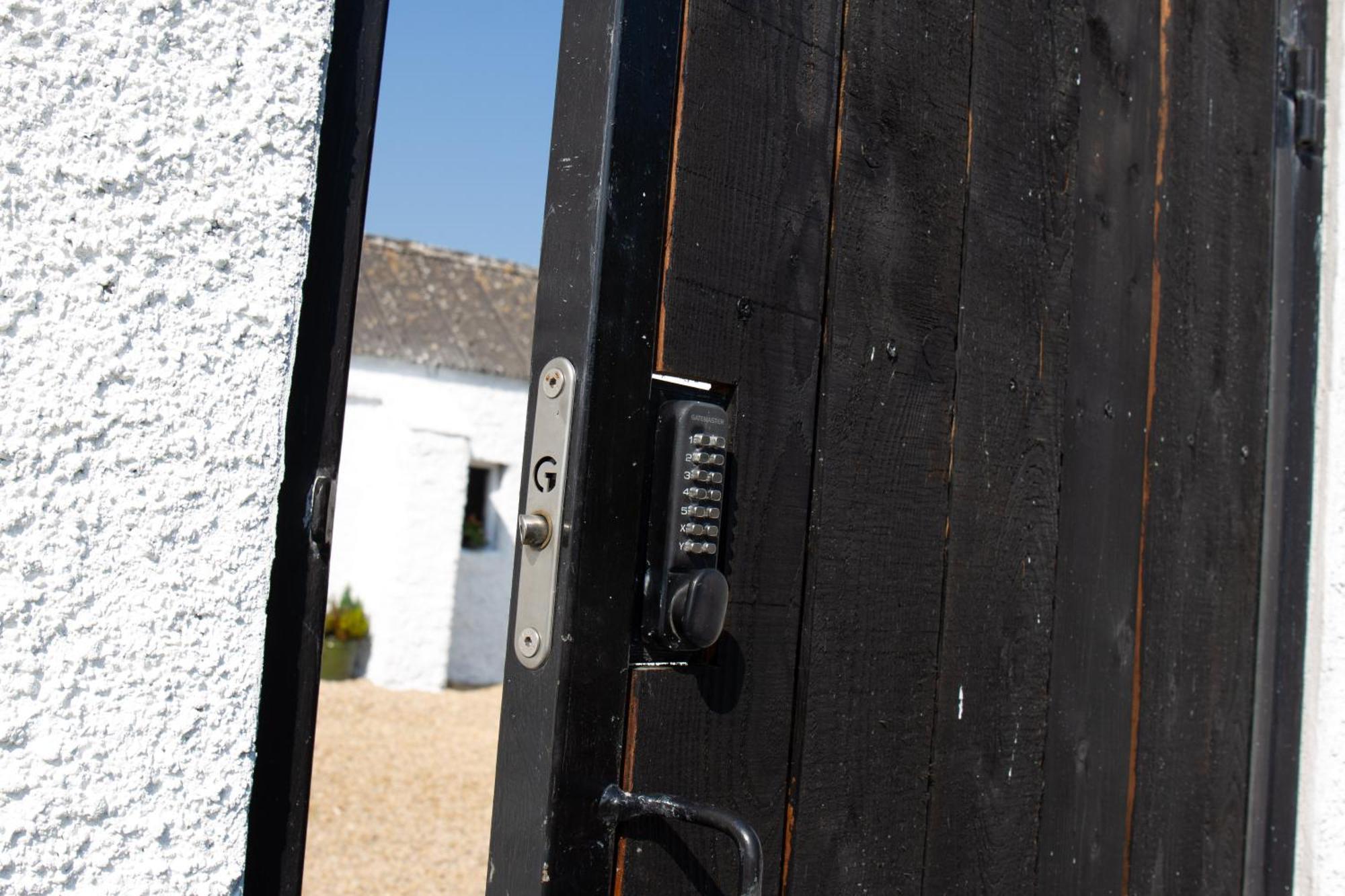 Hill House Lodge Sleeps 6 Overlooking The Rock Of Cashel Cashel  Esterno foto